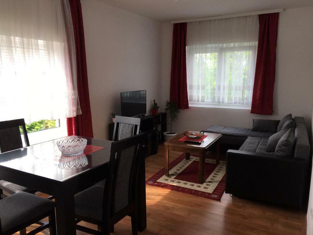 Apartmani Vidikovac Galambóc Kültér fotó