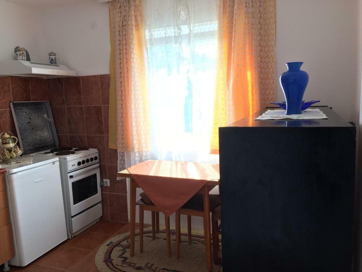 Apartmani Vidikovac Galambóc Kültér fotó